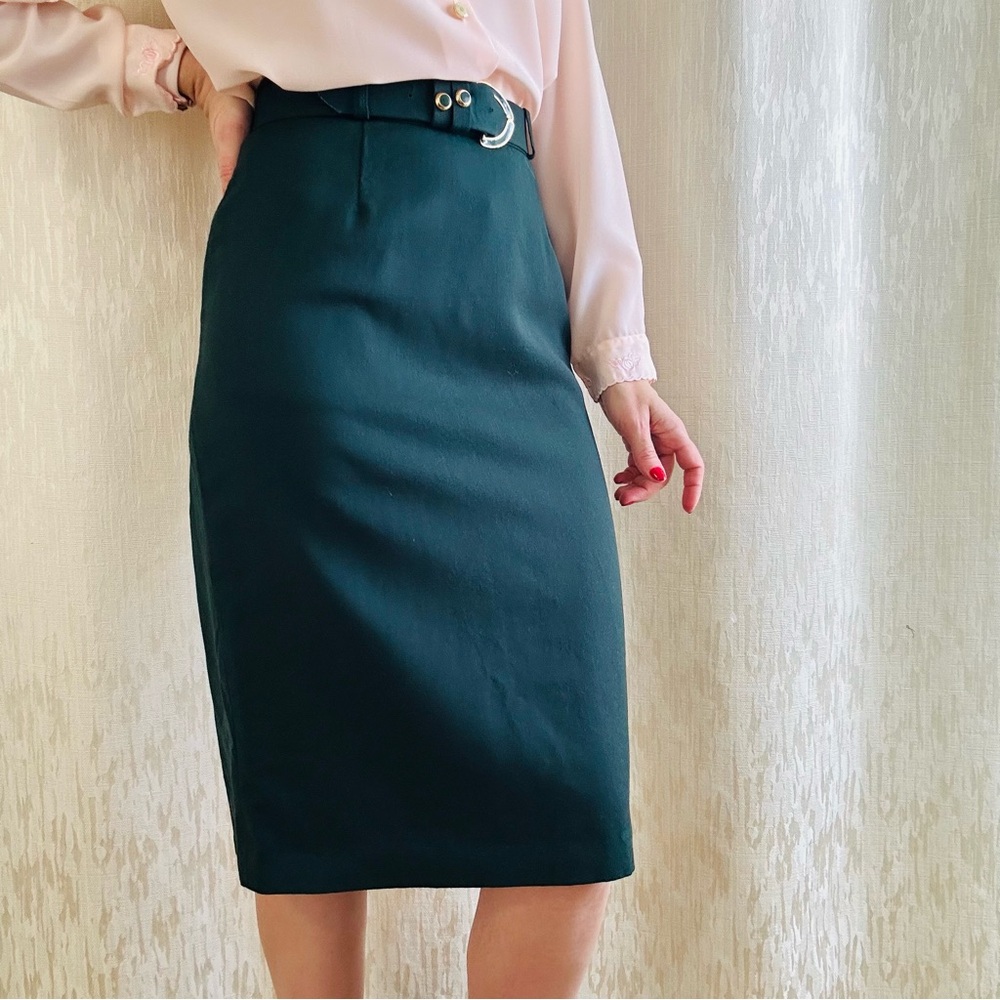 Vintage pencil skirt in green 100% wool by Conrad C.